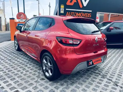 Renault Clio 2018 — foto 5 de 12