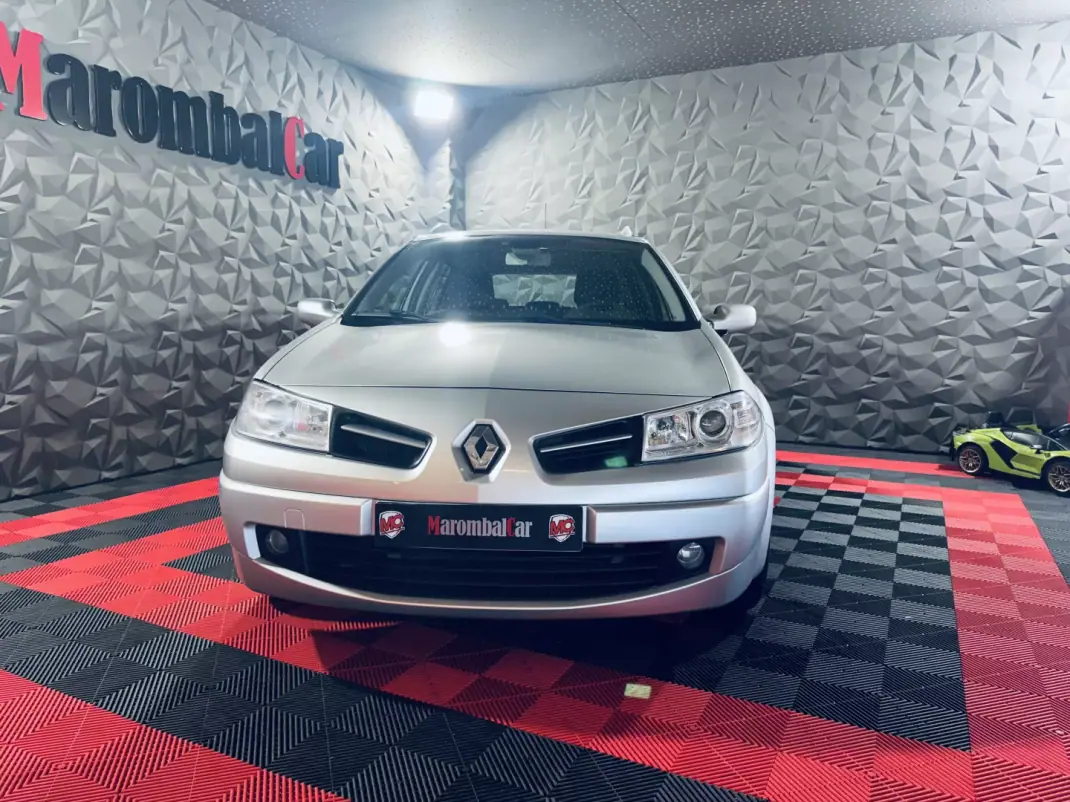 Renault Mégane Break 2008 - 4250 EUR, 185882 km - 185882km - foto 12 de 29