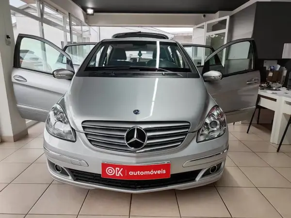 Mercedes-Benz B 200 2006 - 8250 EUR, 190000 km - AUTO.MOTO.pt - 190000km - foto 22 de 34