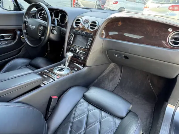 Bentley Continental 2009 - 95000 EUR, 60000 km - AUTO.MOTO.pt - 60000km - foto 12 de 23
