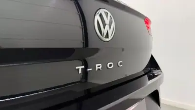 Volkswagen T-Roc 2019 - 14490 EUR, 175696 km - AUTO.MOTO.pt - 175696km - foto 25 de 25