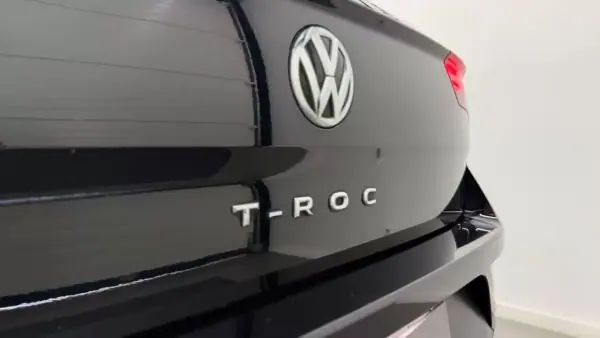 Volkswagen T-Roc 2019 - 14490 EUR, 175696 km - AUTO.MOTO.pt - 175696km - foto 25 de 25