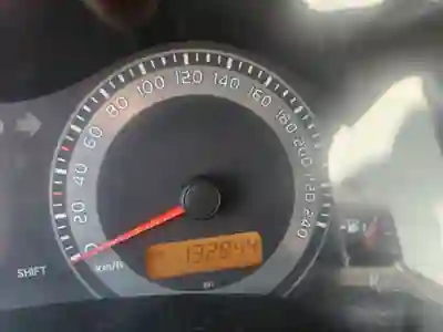 Toyota Auris 2012 - 9000 EUR, 130000 km - AUTO.MOTO.pt - 130000km - foto 6 de 13