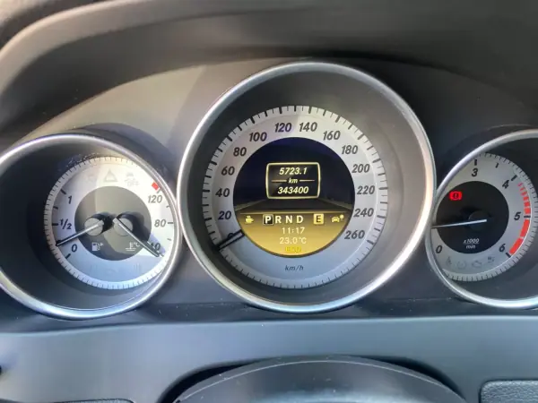 Mercedes-Benz C 220 2012 - 11450 EUR, 343400 km - AUTO.MOTO.pt - 343400km - foto 10 de 22