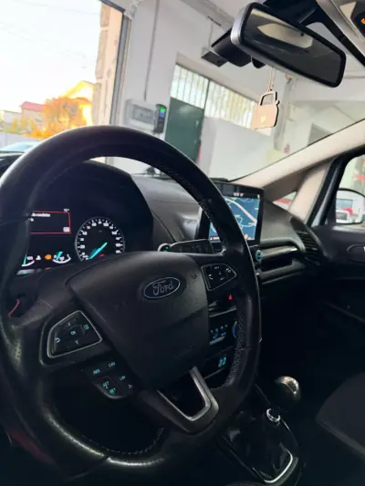 Ford EcoSport 2019 - 14900 EUR, 137000 km - AUTO.MOTO.pt - 137000km - foto 8 de 14