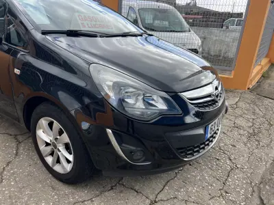 Opel Corsa 2014 - 6450 EUR, 136121 km - AUTO.MOTO.pt - 136121km - foto 9 de 23