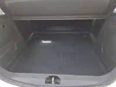 Opel CORSA VAN 1.3 CDTI 2015 - 3250 EUR, 280000 km - AUTO.MOTO.pt - 280000km - foto 7 de 11