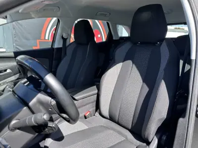 Peugeot 3008 2019 - 13900 EUR, 180724 km - AUTO.MOTO.pt - 180724km - foto 13 de 34