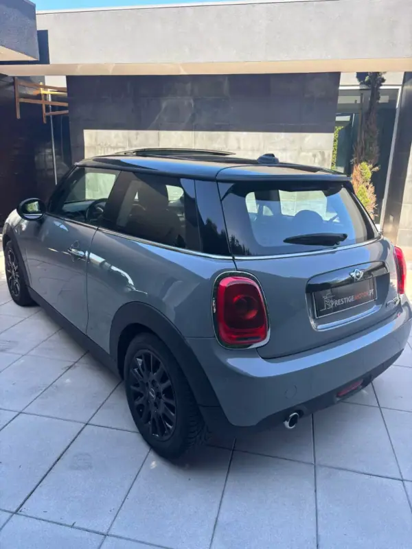 MINI Cooper 2016 - 13900 EUR, 160000 km - AUTO.MOTO.pt - 160000km - foto 6 de 24