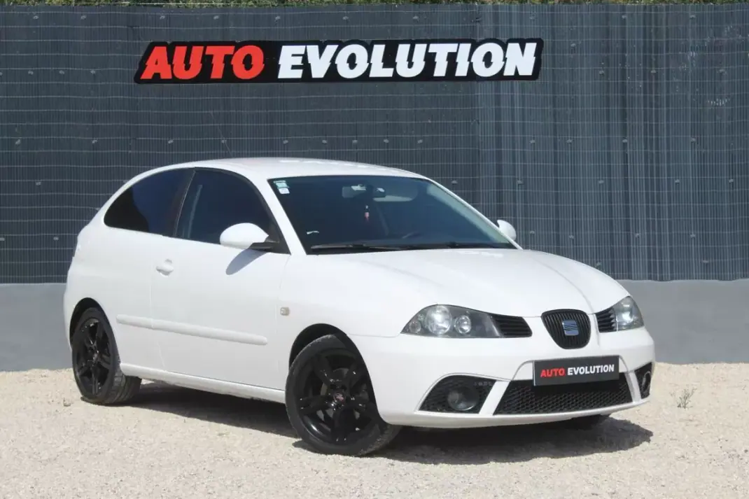 Seat IBIZA 1.4TDI 6L VAN 2007 - 5450 EUR, 168000 km - AUTO.MOTO.pt - 168000km - foto 1 de 9