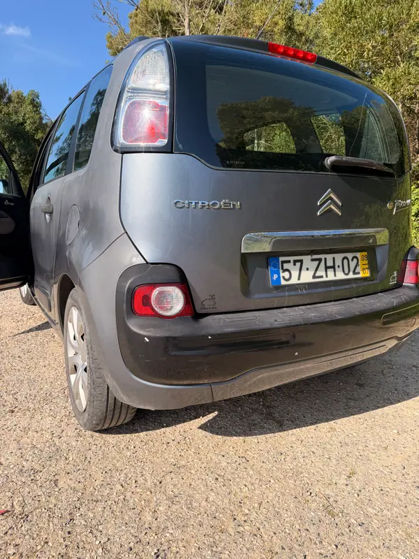 Citroën C3 Picasso 2009 - 3650 EUR, 244996 km - AUTO.MOTO.pt - 244996km - foto 8 de 13