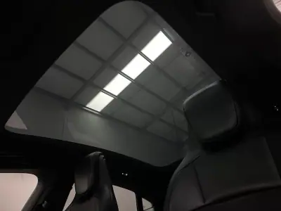 Porsche Taycan 2023 - 68800 EUR, 94000 km - AUTO.MOTO.pt - 94000km - foto 17 de 20