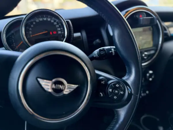 MINI Cooper 2016 - 12950 EUR, 123000 km - 123000km - foto 21 de 27