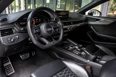 Audi RS5 Sportback 2017 - 53990 EUR, 137529 km - AUTO.MOTO.pt - 137529km - foto 25 de 38