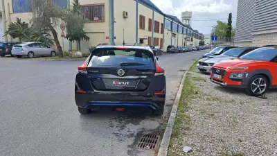 Nissan Leaf 2018 - 12890 EUR, 62000 km - AUTO.MOTO.pt - 62000km - foto 20 de 45