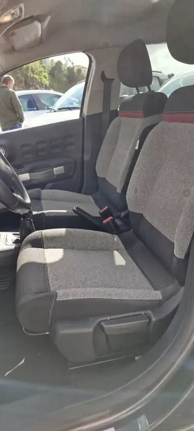 Citroën C3 2021 - 11750 EUR, 105000 km - AUTO.MOTO.pt - 105000km - foto 9 de 11