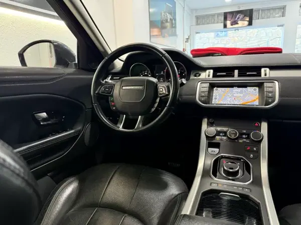 Land Rover Range Rover Evoque 2017 - 22950 EUR, 113405 km - AUTO.MOTO.pt - 113405km - foto 28 de 30