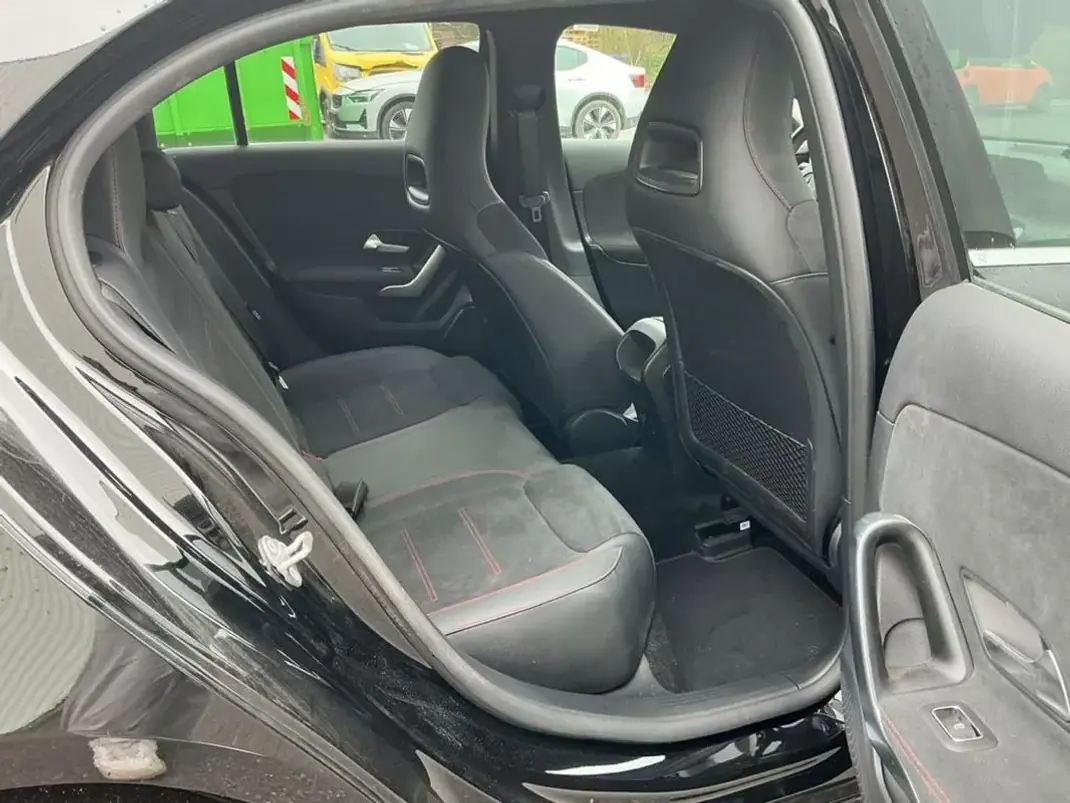 Mercedes-Benz A 250 2020 - 28500 EUR, 16229 km - AUTO.MOTO.pt - 16229km - foto 13 de 16