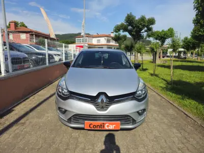 Renault Clio 2018 - 11990 EUR, 94000 km - AUTO.MOTO.pt - 94000km - foto 2 de 14