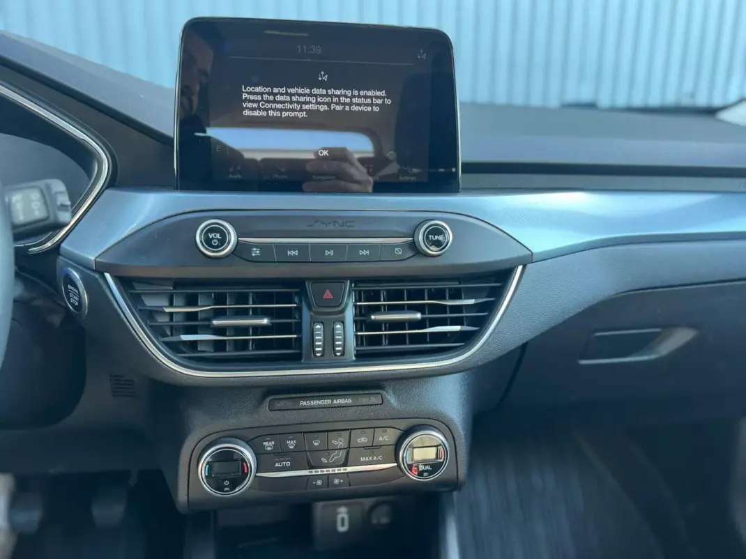 Ford Focus SW 2019 - 15950 EUR, 94634 km - AUTO.MOTO.pt - 94634km - foto 11 de 19