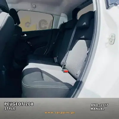 Peugeot 208 2017 - 12900 EUR, 104595 km - AUTO.MOTO.pt - 104595km - foto 8 de 10