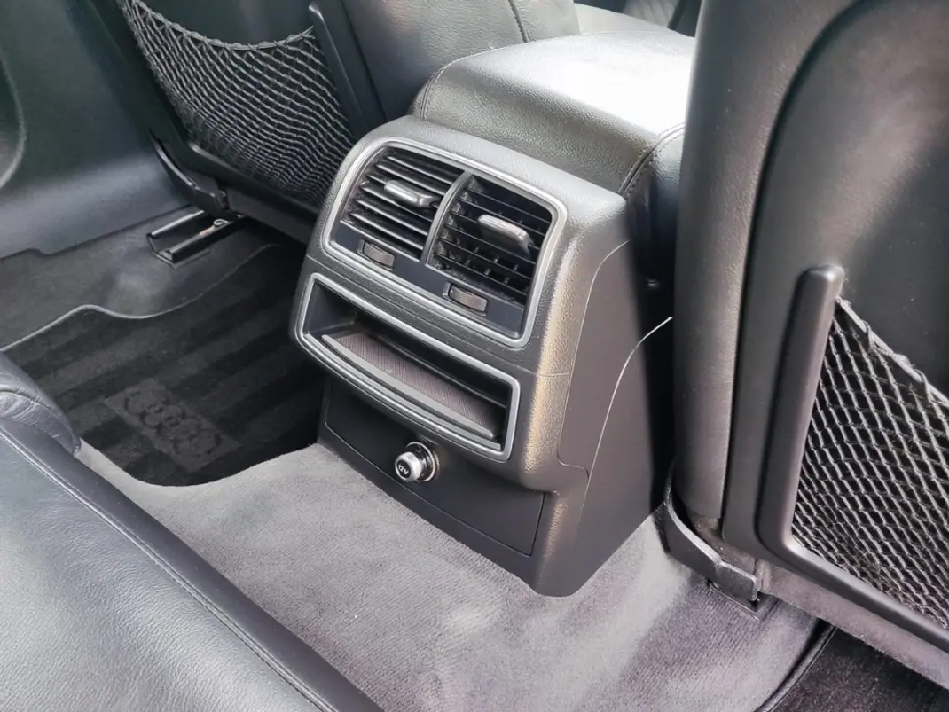 Audi A6 Avant 2012 - 12500 EUR, 280000 km - AUTO.MOTO.pt - 280000km - foto 24 de 28
