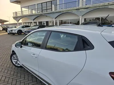 Renault Clio 2019 - 15000 EUR, 62800 km - AUTO.MOTO.pt - 62800km - foto 10 de 32