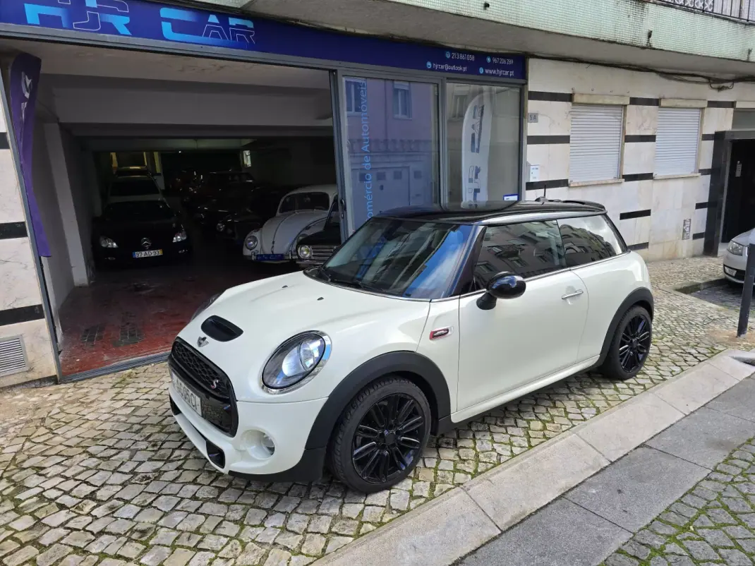 MINI Cooper 2017 - 14999 EUR, 166333 km - AUTO.MOTO.pt - 166333km - foto 1 de 24
