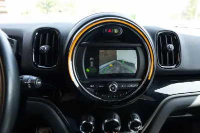 MINI Countryman 2019 - 20500 EUR, 162230 km - AUTO.MOTO.pt - 162230km - foto 17 de 24
