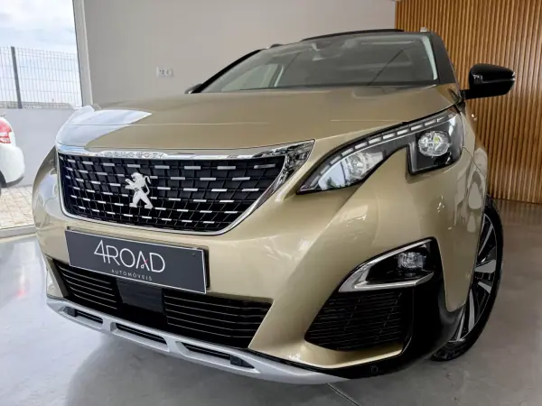 Peugeot 3008 2017 - 18500 EUR, 155000 km - AUTO.MOTO.pt - 155000km - foto 6 de 112