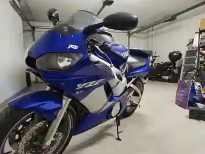 Yamaha YZF R6 2001 - 3900 EUR, 31264 km - AUTO.MOTO.pt - 31264km - foto 1 de 5