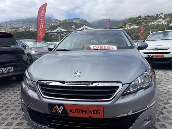 Peugeot 308 SW 2016 - 12950 EUR, 88908 km - AUTO.MOTO.pt - 88908km - foto 2 de 12