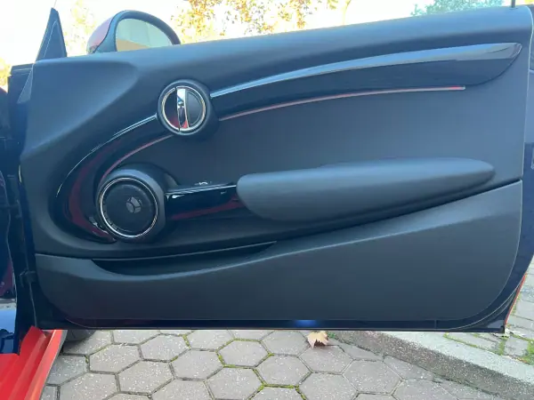 MINI John Cooper Works 2017 - 24965 EUR, 126000 km - AUTO.MOTO.pt - 126000km - foto 24 de 61