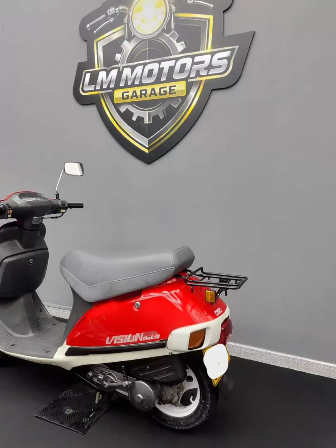 Honda 1990 - 1250 EUR, 5500 km - AUTO.MOTO.pt - 5500km - foto 9 de 15