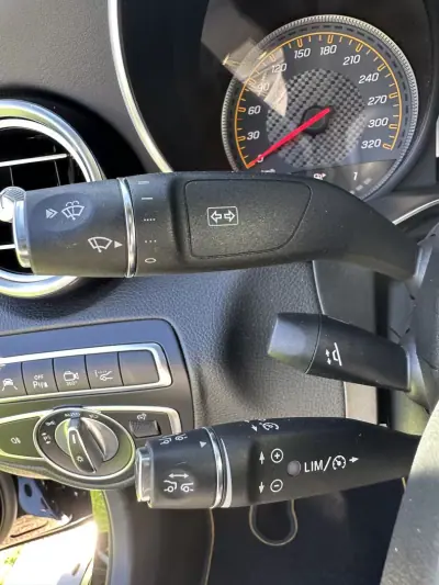 Mercedes-Benz GLC 63 AMG 2018 - 75000 EUR, 100000 km - 100000km - foto 56 de 93