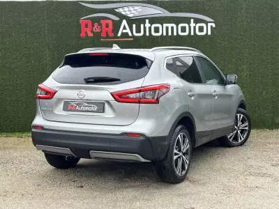 Nissan Qashqai 2017 - 18500 EUR, 128000 km - AUTO.MOTO.pt - 128000km - foto 2 de 27
