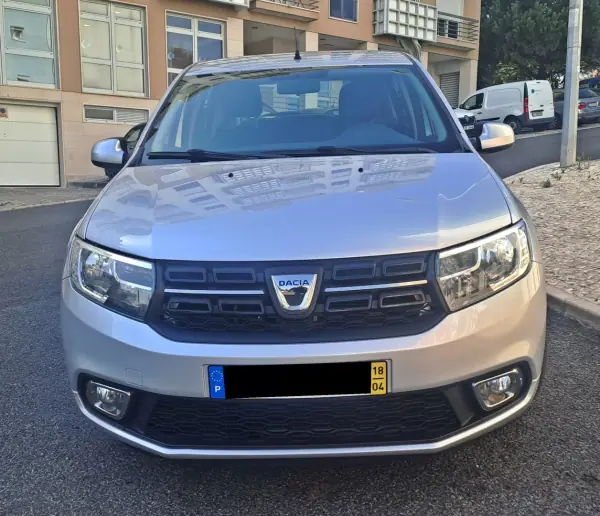 Dacia Sandero 2018 - 8500 EUR, 155000 km - AUTO.MOTO.pt - 155000km - foto 2 de 22