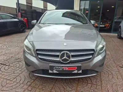 Mercedes-Benz A 180 2014 - 12500 EUR, 280000 km - foto 3 de 34
