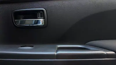 Mitsubishi ASX 2014 - 12500 EUR, 246233 km - AUTO.MOTO.pt - 246233km - foto 16 de 19