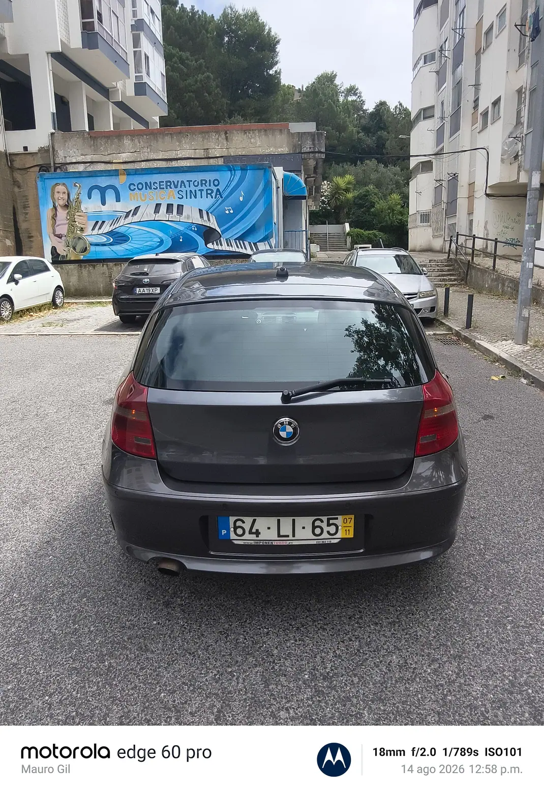 BMW 118 2007 - 4750 EUR, 340000 km - 340000km - foto 13 de 14