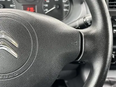 Citroën Jumpy 2015 - 16900 EUR, 135000 km - AUTO.MOTO.pt - 135000km - foto 24 de 39