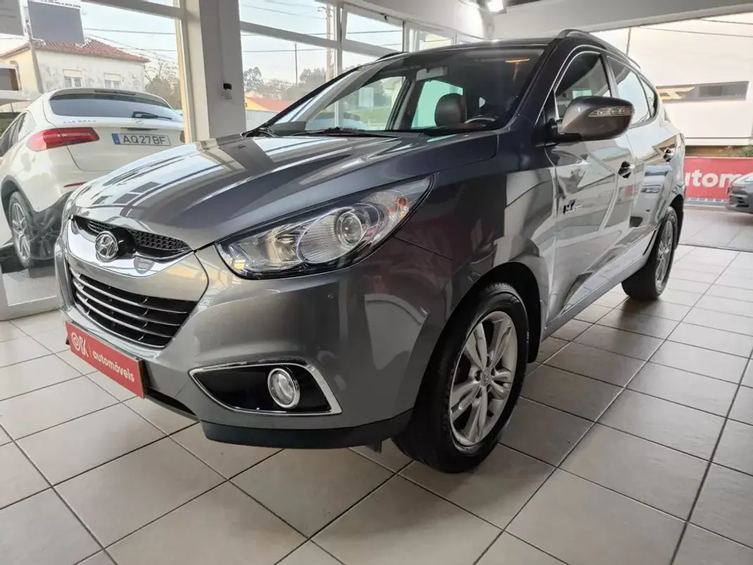 Hyundai ix35 2013 - 9990 EUR, 157000 km - AUTO.MOTO.pt - 157000km - foto 5 de 34