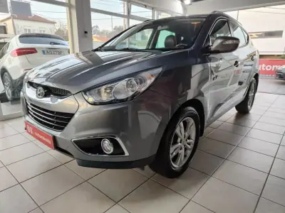 Hyundai ix35 2013 - 9990 EUR, 157000 km - AUTO.MOTO.pt - 157000km - foto 5 de 34