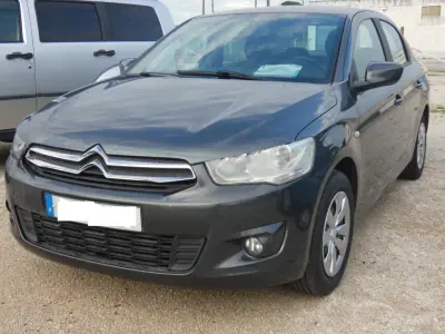 Citroën C-Elysée 2013 - 6750 EUR, 220000 km - AUTO.MOTO.pt - 220000km - foto 2 de 13
