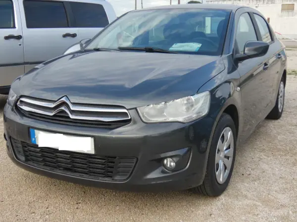 Citroën C-Elysée 2013 - 6750 EUR, 220000 km - AUTO.MOTO.pt - 220000km - foto 2 de 13