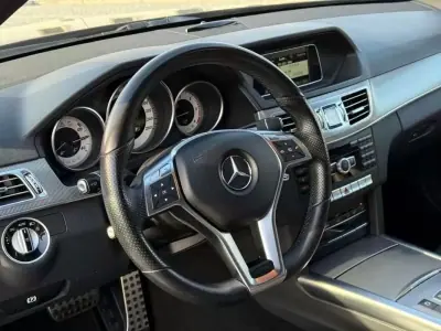 Mercedes-Benz E 250 2014 - 17999 EUR, 250000 km - AUTO.MOTO.pt - 250000km - foto 13 de 27