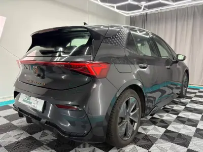 Cupra Born 2021 - 18750 EUR, 158000 km - AUTO.MOTO.pt - 158000km - foto 6 de 14