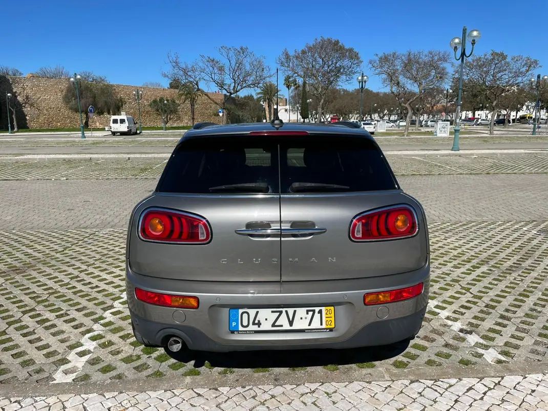 MINI Clubman 2020 - 15200 EUR, 189000 km - AUTO.MOTO.pt - 189000km - foto 2 de 8