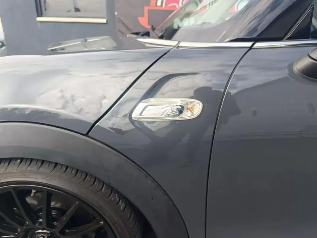 MINI 3 Portas 2016 - 16000 EUR, 232000 km - AUTO.MOTO.pt - 232000km - foto 5 de 46