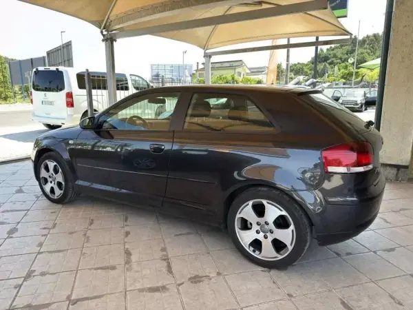 Audi A3 2006 - 7950 EUR, 187782 km - AUTO.MOTO.pt - 187782km - foto 4 de 22